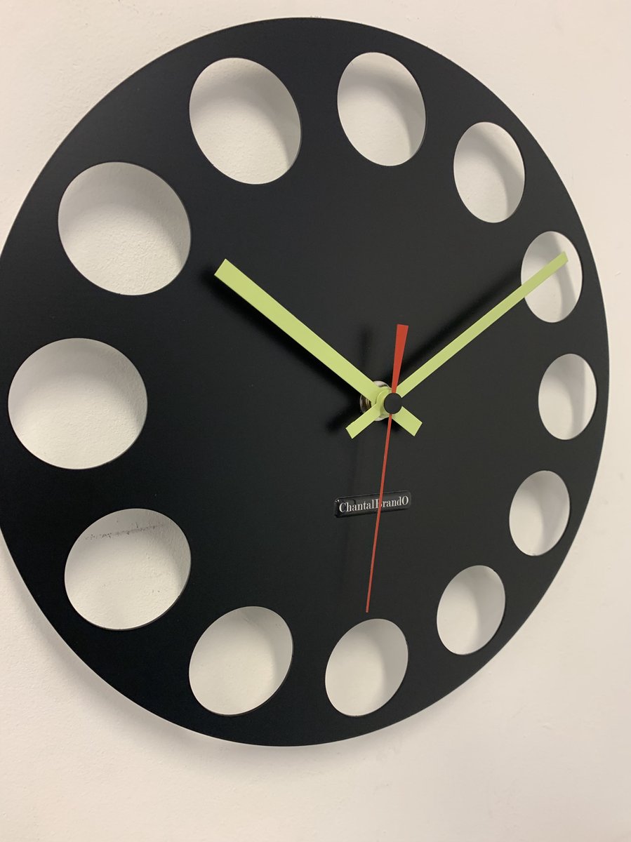 Wandklok CHANTALBRANDO -- BLACK TORNADO 34 -- MODERN DESIGN -- zwart