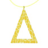 Gele ketting met driehoek hanger en giraffe design
