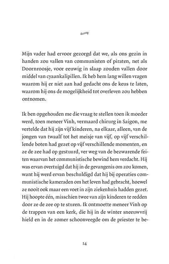 Tekstpagina met een paragraaf over vaders en een andere over een moeder, een chirurg en oorlog.