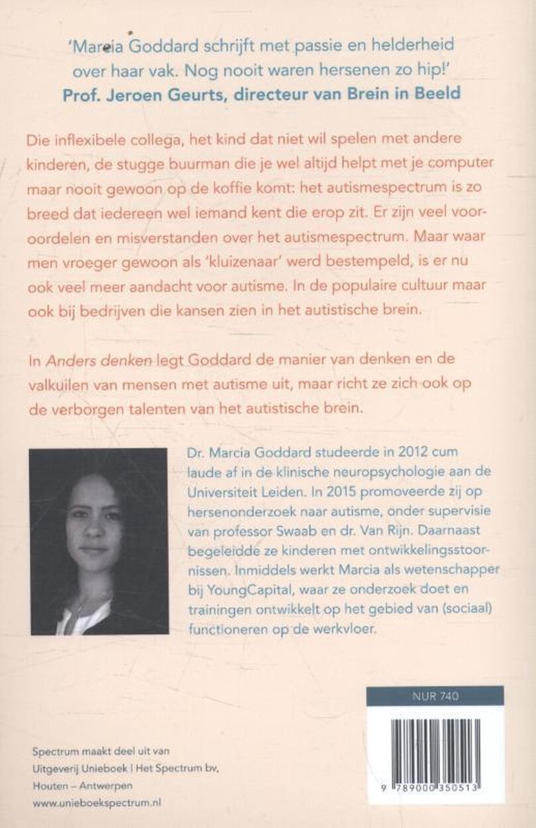 Foto van Marcia Goddard, auteur van Anders Denken. Ze draagt een donkere trui.