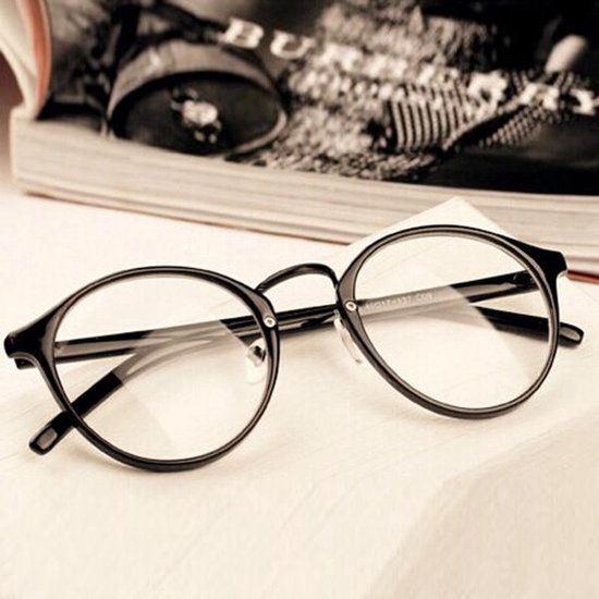 Stijvolle Nerdbril Zonder Sterkte -  Retro Nerd Bril Stijl - Met Brillenkoker - Zwart - AA Commerce