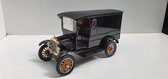 Ford Model T Paddy Wagon 1925 1:24 Motor Max