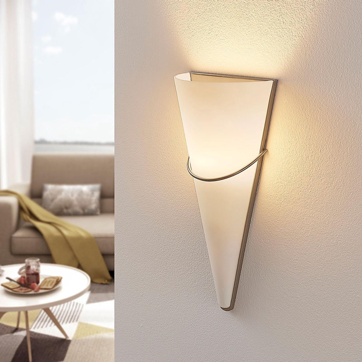 Lindby - wandlamp - 1licht - glas, metaal - H: 36.5 cm - E14 - opaal wit, gesatineerd nikkel