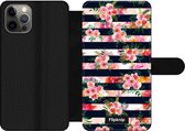 Wallet case - geschikt voor iPhone 12 - Floral N°8