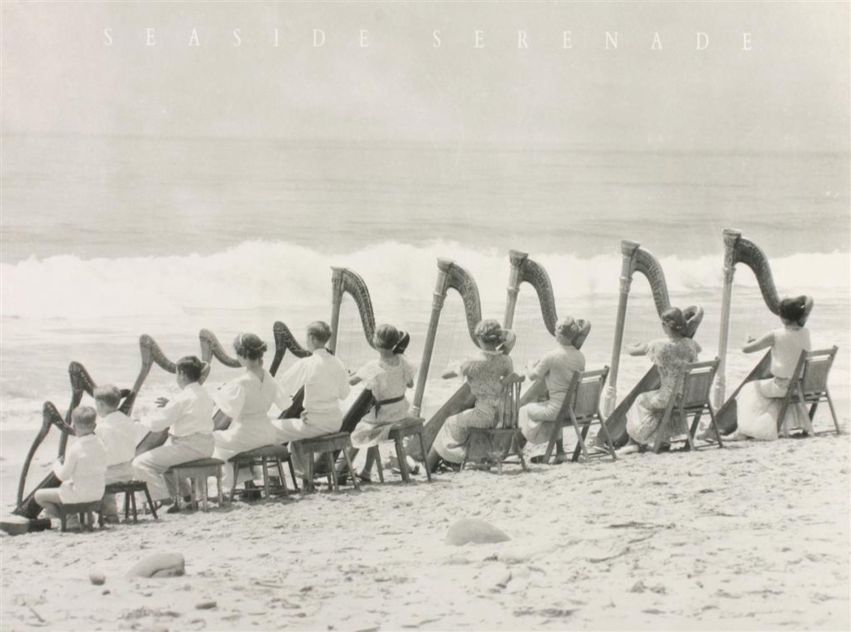 Catch Projecten Poster - Seaside Serenade - Keystone - Zwart/Wit - Fotografie - Jaren 80