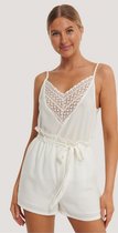 Kim Feenstra x NAKD High Waist Thin Belt Shorts - 38, wit