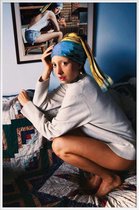 JUNIQE - Poster met kunststof lijst Girl with Pearl Earring Double