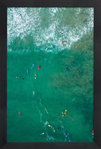 JUNIQE - Poster met houten lijst Everybody's Gone Surfin' by Lentam