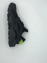 NikeID / zwart / 43