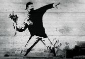 Papier peint photo - Papier peint intissé - Hooligan avec fleurs Banksy - Graffiti - Street Art - 254 x 184 cm