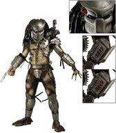 Predator – 1/4th Scale Figure - Jungle Hunter Predator with LED Lights