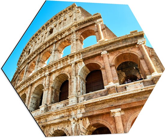 Dibond Hexagon - Onderaanzicht van Colesseum in Rome, Italië - 80x69.6 cm Foto op Hexagon (Met Ophangsysteem)