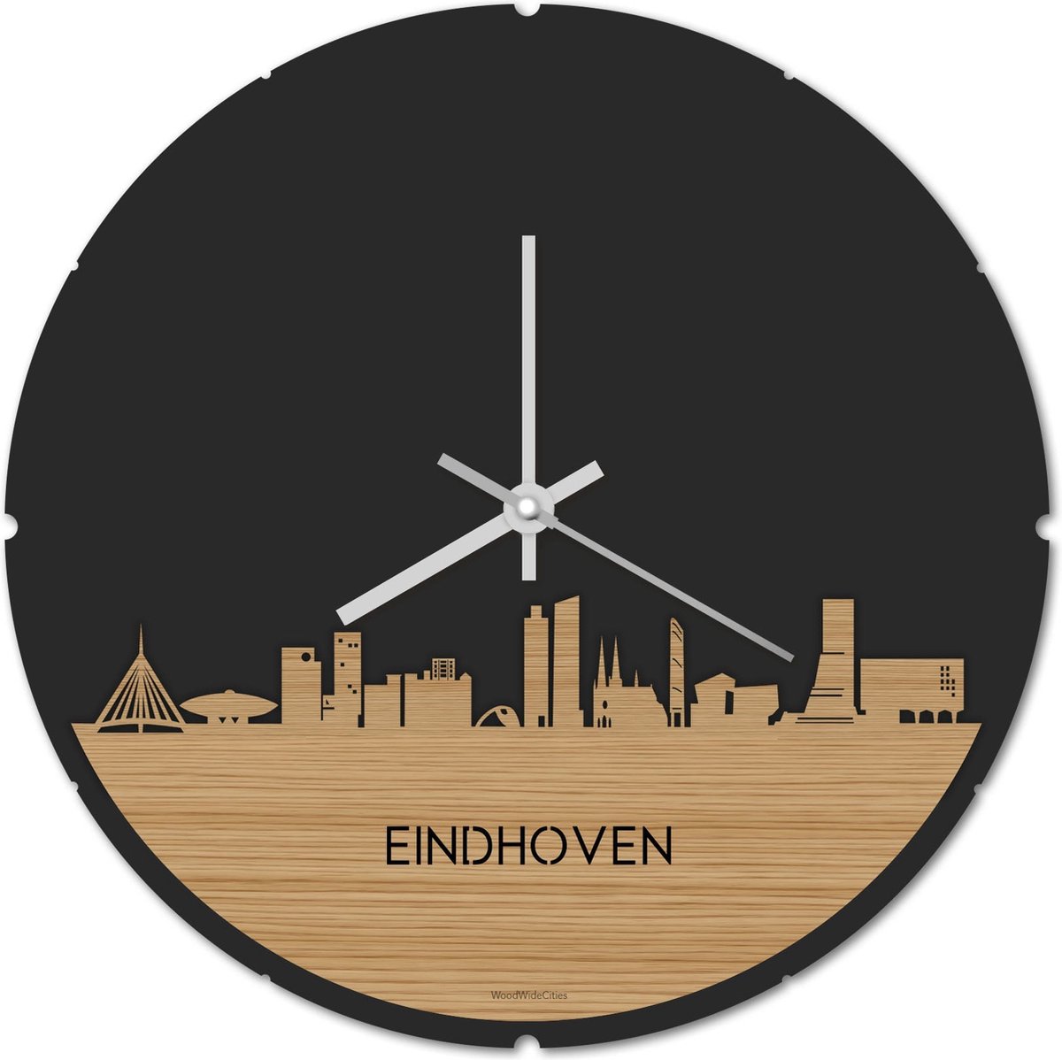 Skyline Klok Rond Eindhoven Bamboe hout - Ø 44 cm - Stil uurwerk - Wanddecoratie - Meer steden beschikbaar - Woonkamer idee - Woondecoratie - City Art - Steden kunst - Cadeau voor hem - Cadeau voor haar - Jubileum - Trouwerij - Housewarming -