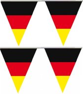 Duitsland landen thema feestvlaggetjes - 2x stuks - 5 meter - kunststof - Duitse versiering - Feestartikelen