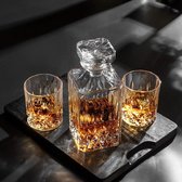 Whiskyglazen en karaf set, 750 ml whiskykaraf met 4 x 300 ml glazen, loodvrije kristalglazen, mooie geschenkdoos, hoogwaardig, 5-delig