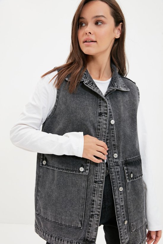 Trendyol Vrouwen Standaard mouw Dubbele borst Antraciet overhemdkraagzak Gedetailkunstleerd 100% katoen denim vestjack TCTAW22CK0006