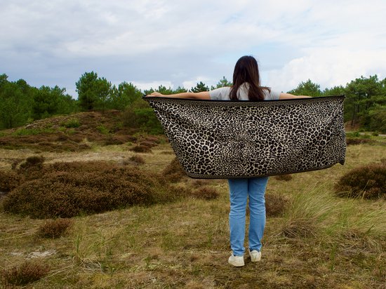Bijoutheek Sjaal (Fashion) Luipaard meander patroon (190cm x 65cm) Zwart