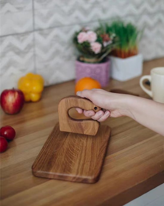 Schattig Mannetje Dat Speelgoed Klaarmaakt Dat Kookgroenten Op Een Kookplaat Keuken Voor Kinderen Bereidt Kinderkeuken Maakt Met 258123131 Schattig Mannetje Dat Speelgoed Klaarmaakt Dat Kookgroenten Op Een Kookplaat Keuken Voor Kinderen Bereidt Kinderkeuken Maakt Met 258123131
