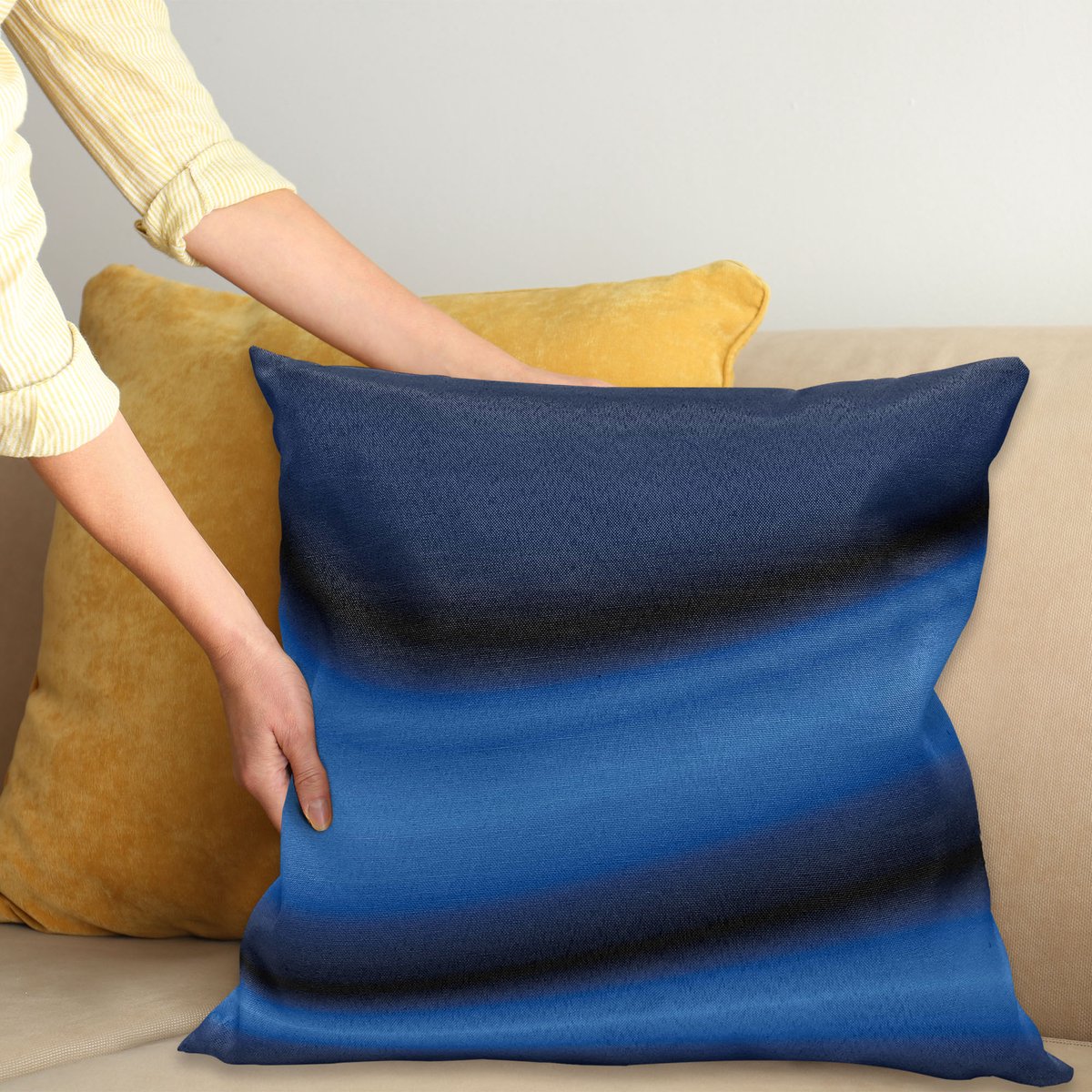 ABAKUHAUS Donkerblauw Kussenhoes, Abstracte Wellenförmige Verschwommen, voor de Binnen of Buiten Gebruik Geschikt met Ritssluiting Wasbare Stof, 45 x 45 cm, Lichtblauw Donkerblauw