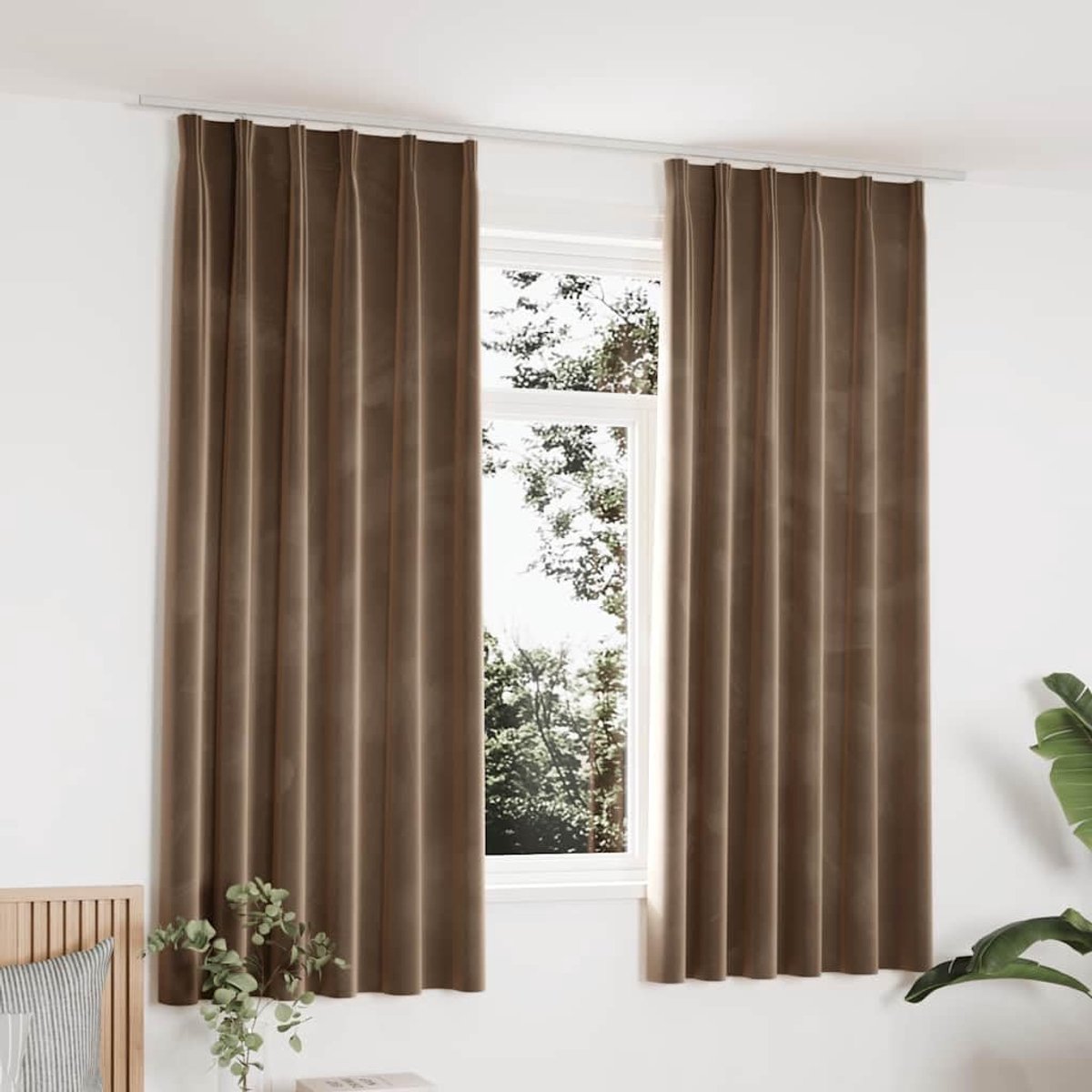 Verduisteringsgordijnen met haken, 2 stuks, fluweel, beige, 140 x 175 cm, voor woonkamer, slaapkamer, kantoor, lichtbescherming, inkijkbescherming, machinewasbaar met metalen haken, inclusief