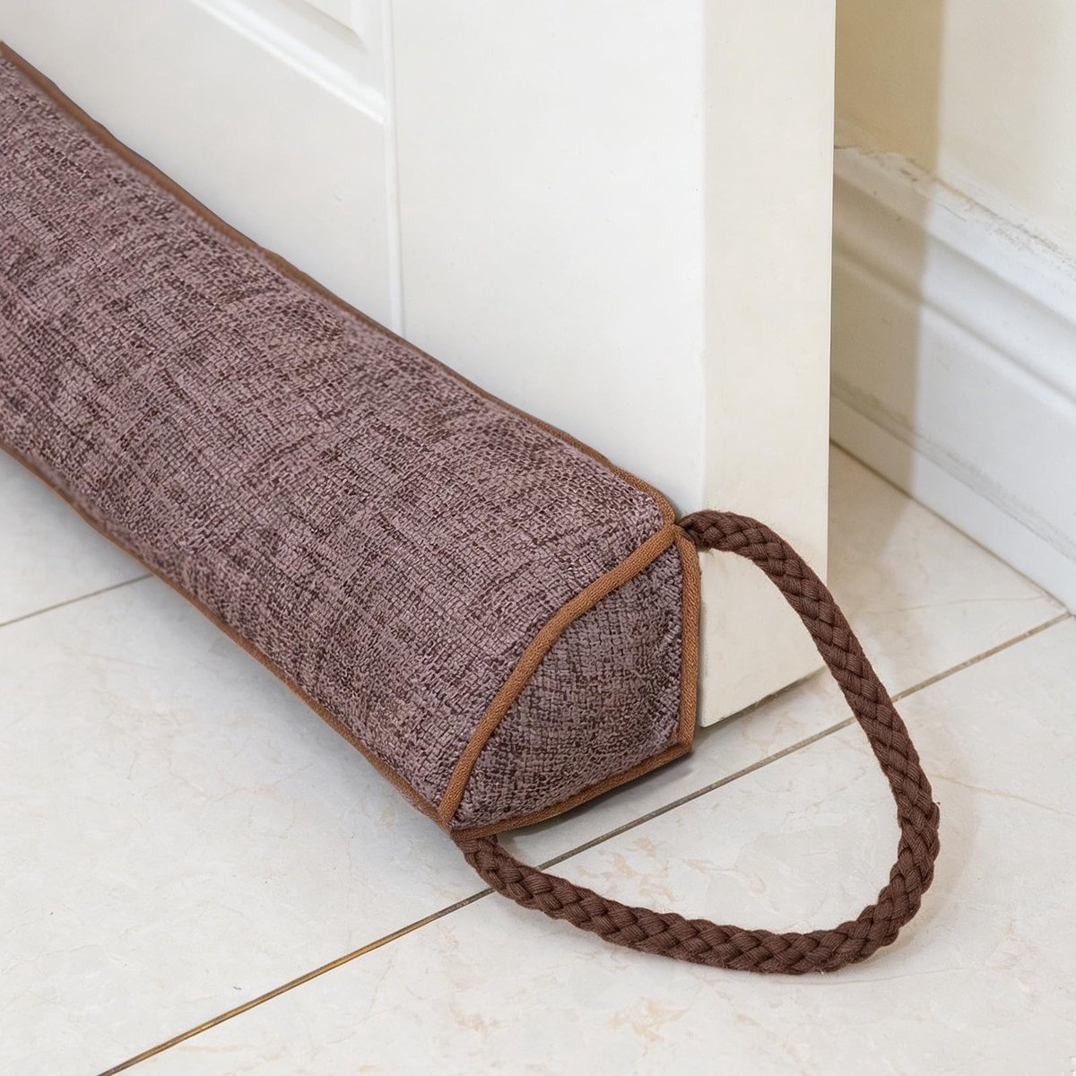 Famanu - Tochtstopper, driehoekig en verzwaard, afdichting voor deuronderkant en ramen, geluidsisolerende tochtstopper in bruin, 91 cm