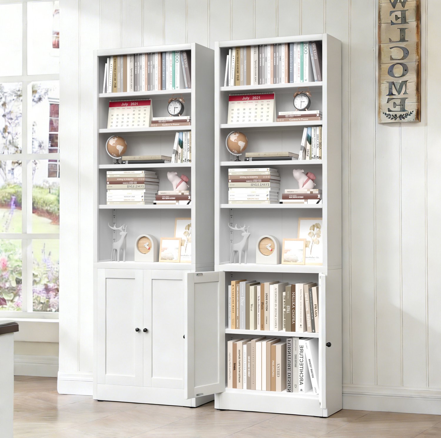 Wishdor Boekenkast met deur en verstelbare planken - Vier open legplanken en onderkast met scharnierdeur - Industrieel ontwerp voor woonkamer kantoor en bibliotheek - Metaal - Mat wit - 60 x 23,6 x 180 cm