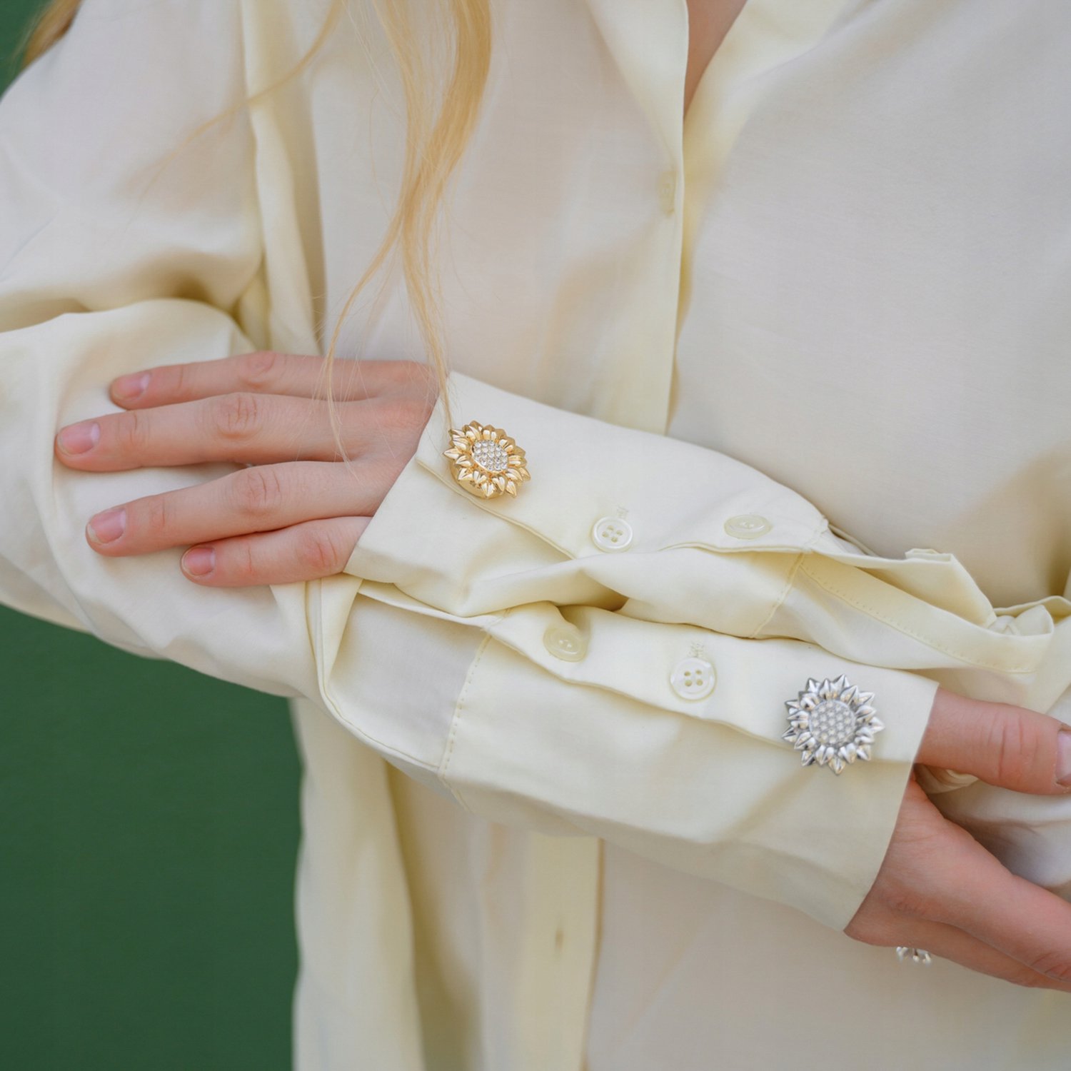 Gouden Zonnebloem Knopen Opzetstuk met Zirkonia - Elegante Manchet Speld