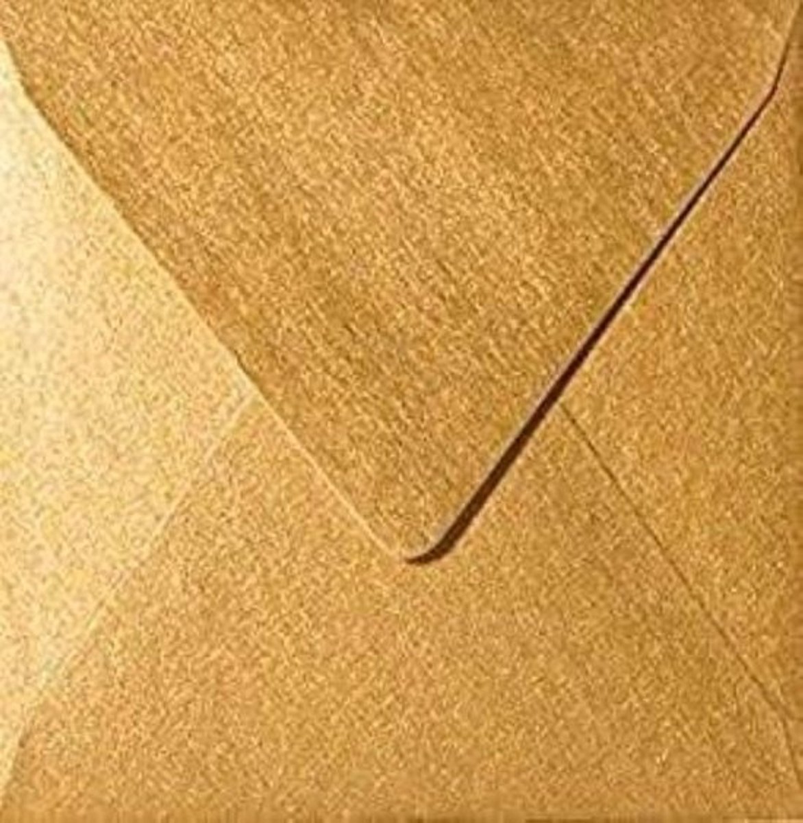 Vierkante Enveloppen - Goud Metallic - Uitnodigingen Versturen - Zelfklevende Sluiting - 15 x 15 cm