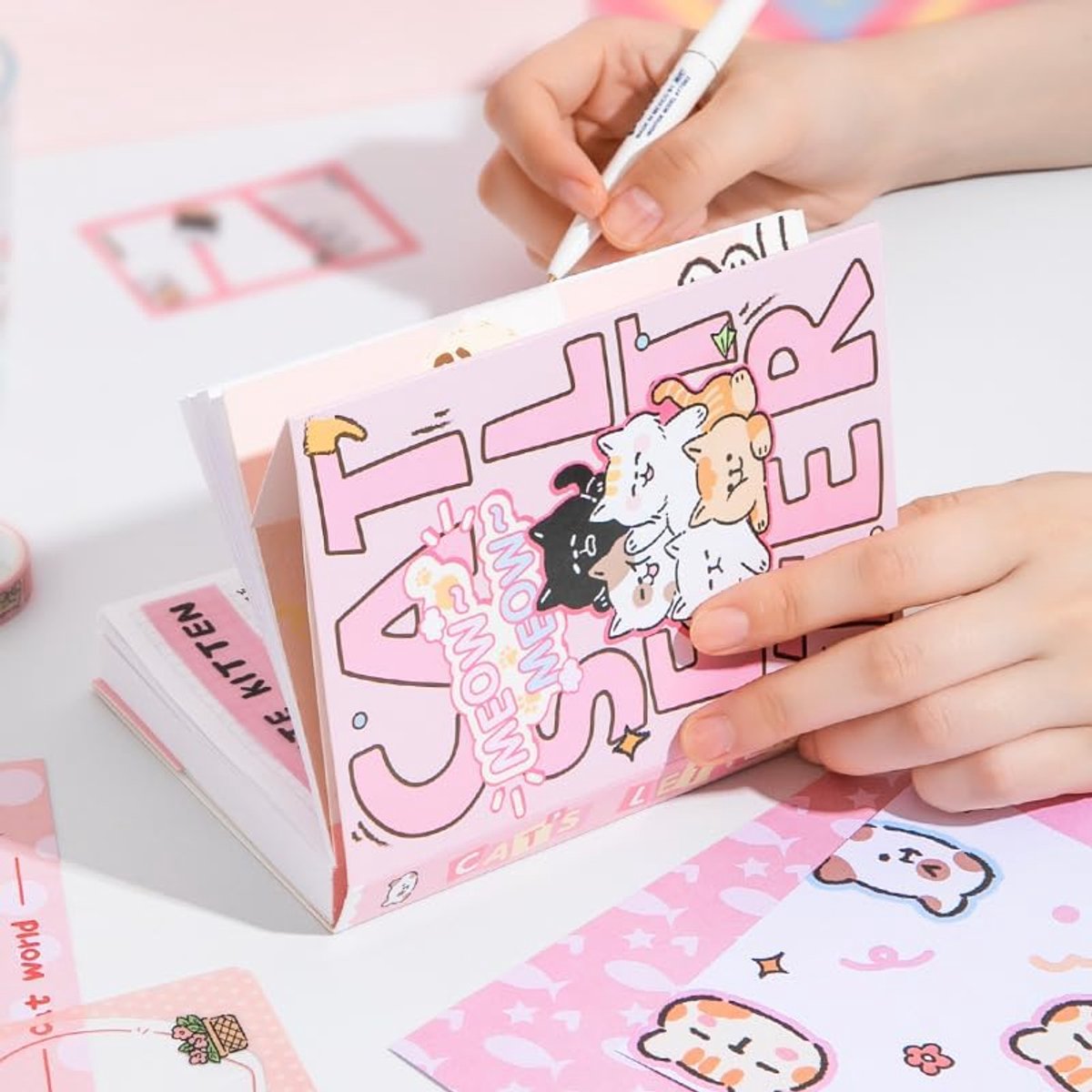 A6 Bullet Journal Set - 12 Soorten & 195-delig - Scrapbook Set met Stickers, Washi Tape en Decoratiepapier - Cat's Letter