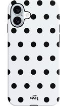 xoxo Wildhearts Polka Dots (Wit) - Double Layer - Hoesje geschikt voor iPhone 16 hoesje - Hard case met stippen patroon - Beschermhoes - shockproof case - Stippatroon - Wit / Zwart