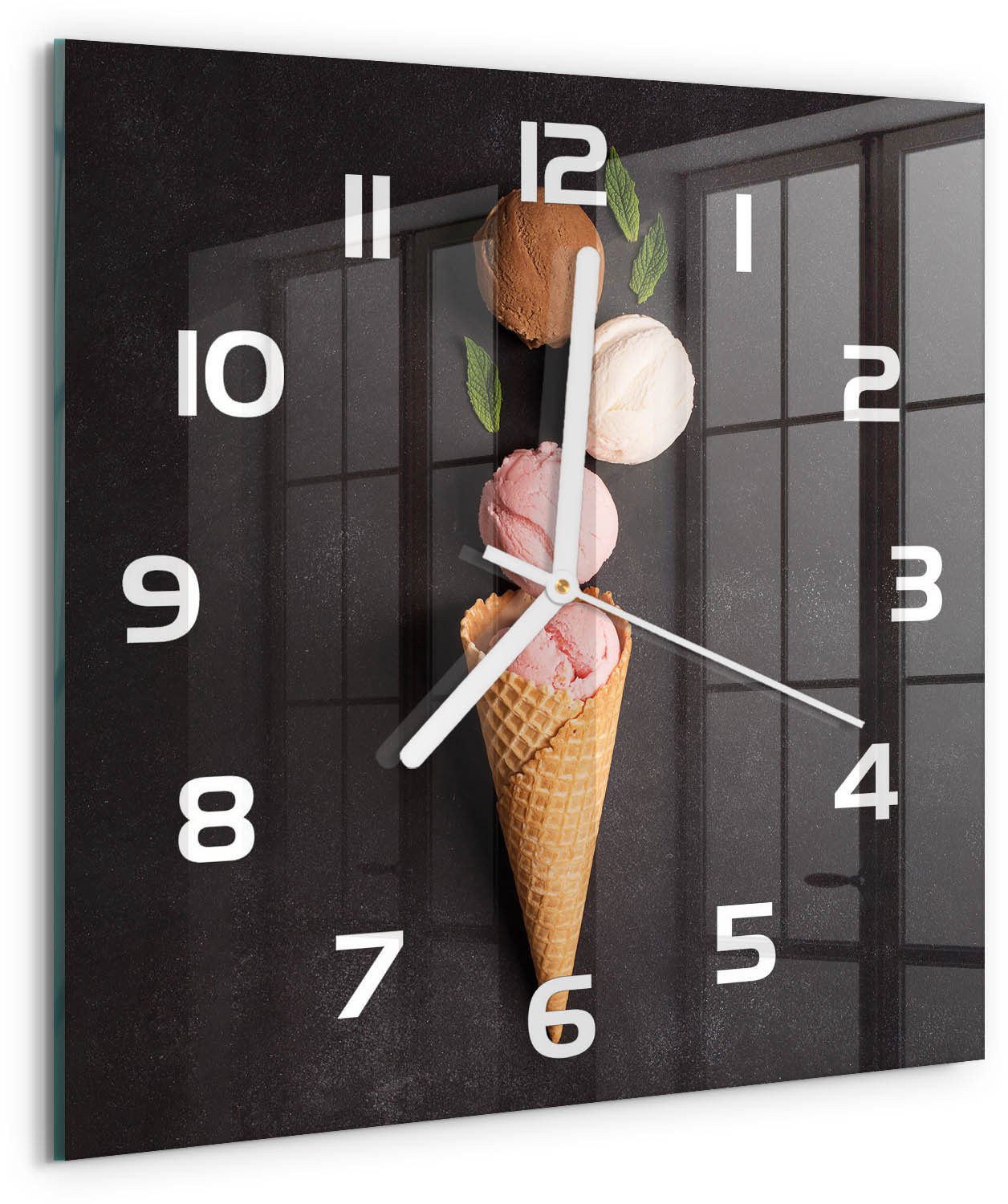 Tulup Wandklok - IJs in een wafelhoorntje Klok Glas Met Opdruk - 30x30 cm - Zwart Moderne Wandklok Glas - Witte handen - Vierkante Klok - Decoratieve Glazen Klok - Glazen Wandklok Design