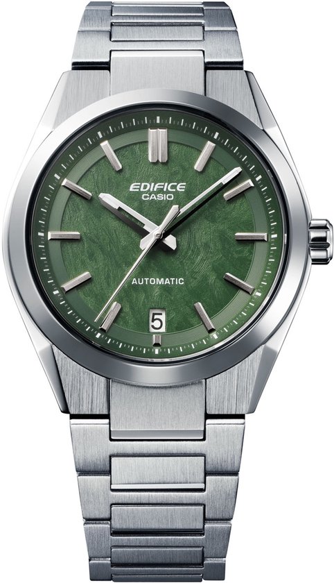 Zilverkleurig Edifice horloge met groene wijzerplaat en datumvenster op positie 5.