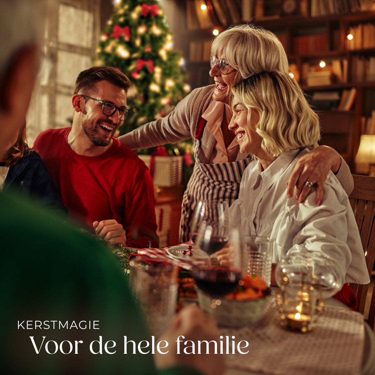 tectake® Kunstkerstboom - Levensecht met flexibele takken - Volumineus - Stabiel en eenvoudig te monteren - Kunstkerstboom als kerstversiering - groen – 736 takken - 180cm – foto 5