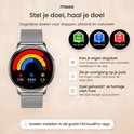 Smartwatch met stappenteller-interface, toont dagelijkse doelen voor stappen, afstand en calorieën.