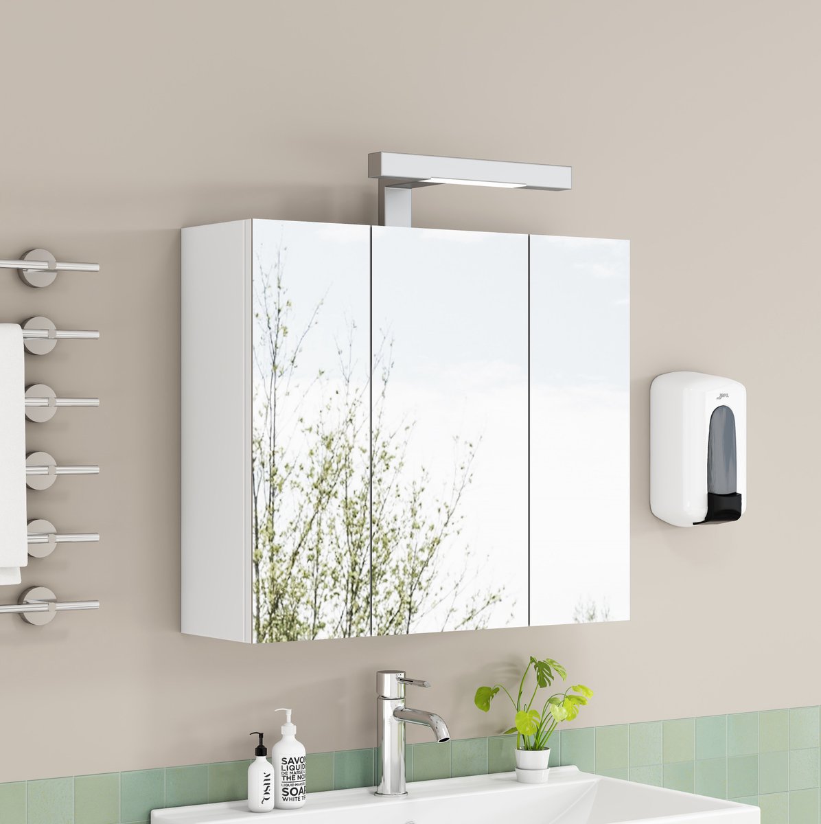 MIVRAY Spiegelkast - 3 Deuren Met LED Verlichting En Frans Stopcontact - Voor Badkamer - MDF En Glas - 66x24x58 Cm - Wit