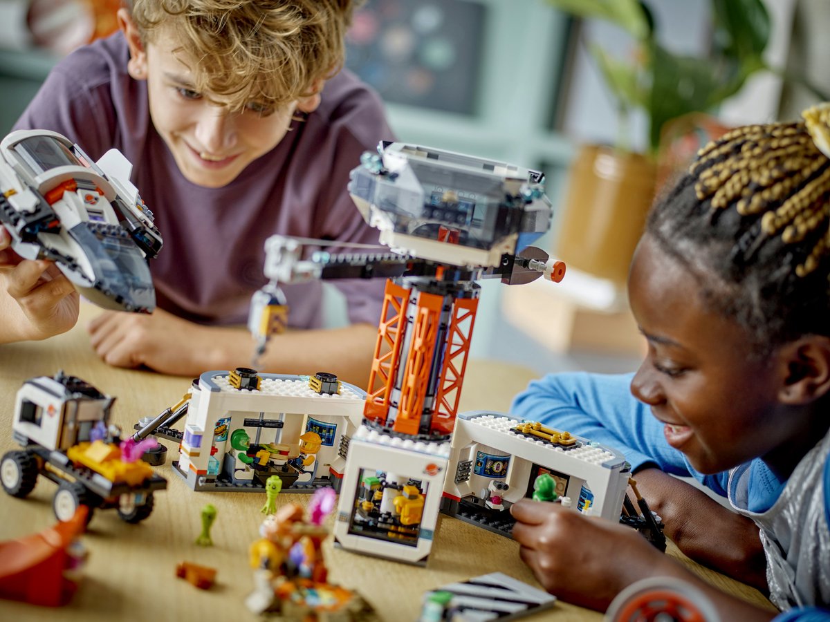 LEGO 60434 City Ruimtebasis en raketlanceringsplatform Speelgoed Raket, Robot en Alien Set — cadeau in Spellen & Speelgoed - foto 4