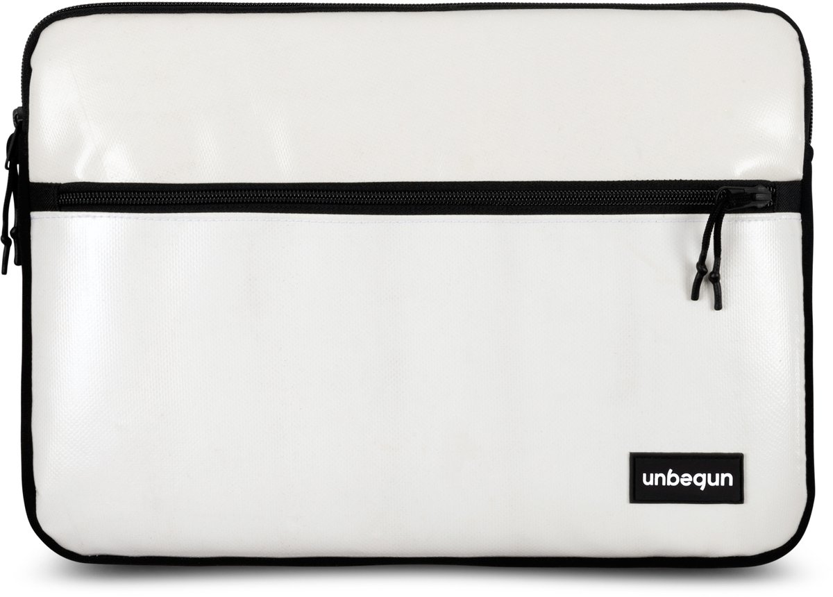 MacBook Pro 14 inch case met vak (van gerecycled materiaal) - Witte laptop sleeve/hoes voor de MacBook Pro 14 inch M5/M4 (2026/2025)