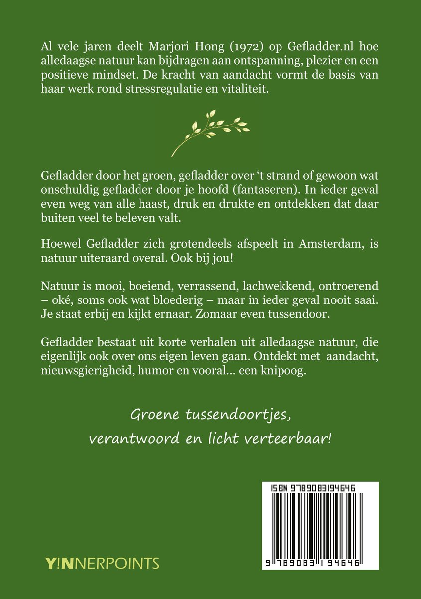 Boekomslag met tekst over de natuur, geschreven door Marjori Hong. Groene en witte kleuren.
