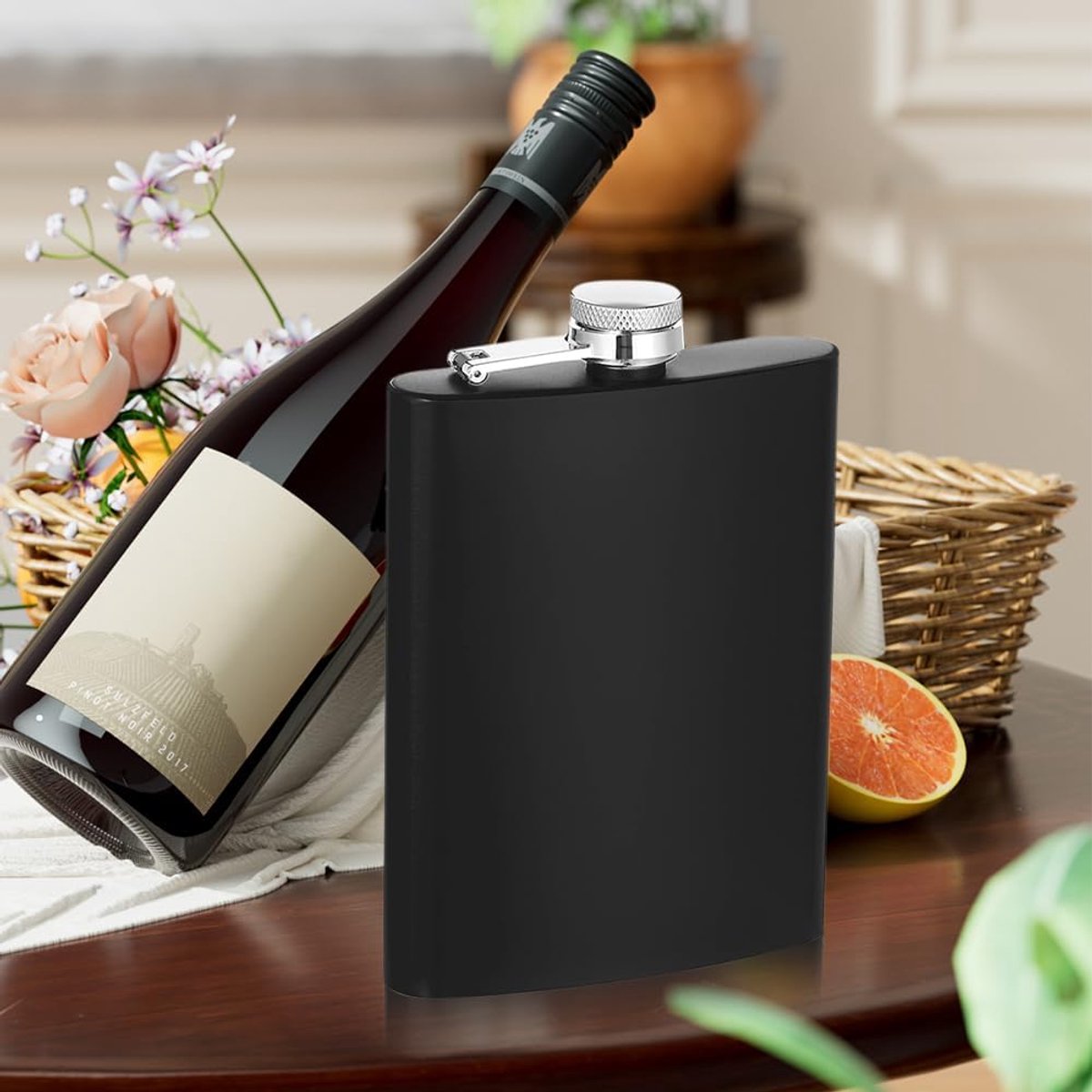 Roestvrijstalen heupfles met trechter, 227 ml heupfles, zwart, geschikt voor het dragen van alcohol en jenever, draagbare flessenset voor mannen en vrouwen (4, zwart)