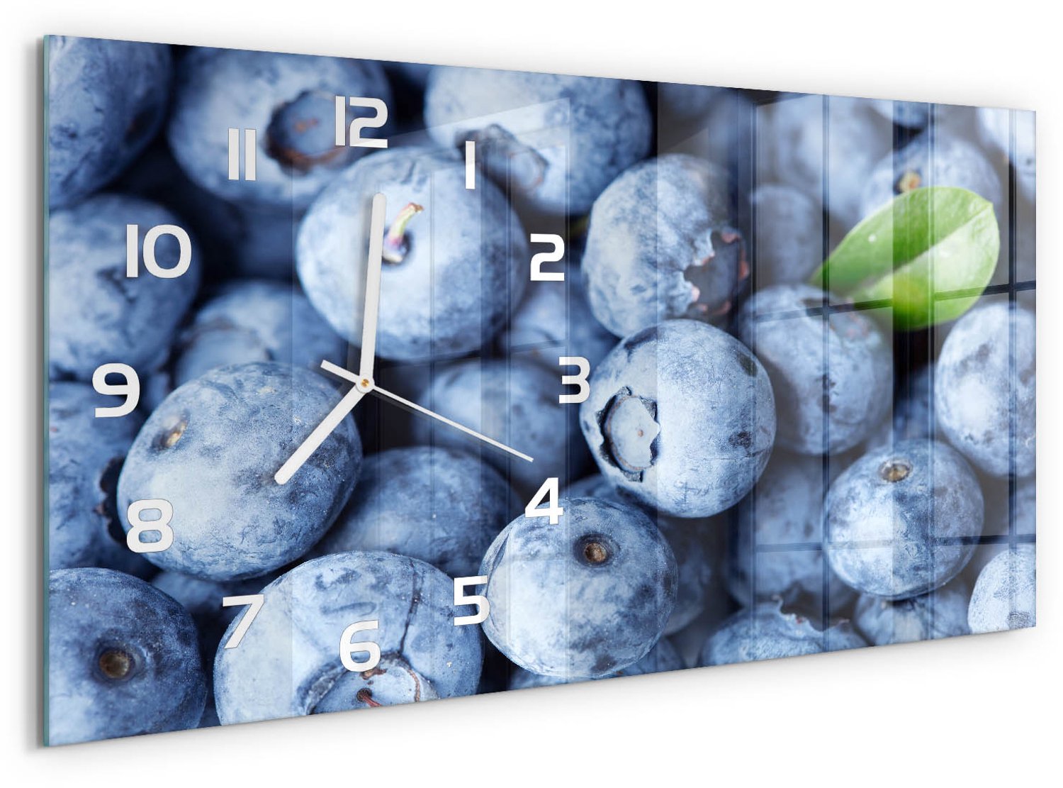 TULUP Wandklok - Bosbessen Wandklok Glas Decoratie - 60x30 cm - Blauw Gekleurde Glazen Klok - Witte handen - Rechthoekige Klok - Klok Glas Met Opdruk - Moderne Wandklok Glas