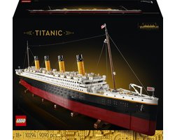 LEGO® Titanic 10294 bouwset; bouw een verzamelmodel van de wereldberoemde oceaanstomer; maak alle complexe details van de indrukwekkende Titanic na; een van de LEGO sets met de meeste onderdelen (9090 onderdelen)