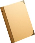 Bruin fotoalbum met drie ringen en decoratieve antiek-messing metalen hoekjes.