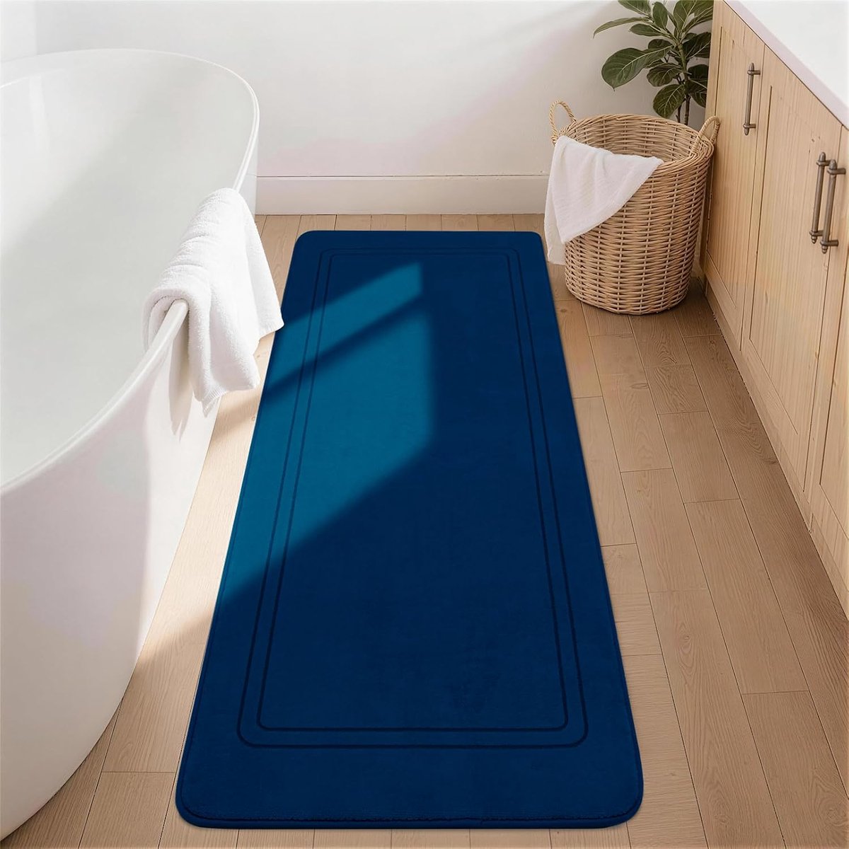 Badmat, antislip, absorberend, badkamerteppich, zachte badmat, badvoorlegger, douchevoorlegger, voetmat voor badkamer, blauw, 60 x 150 cm