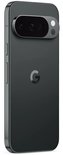 Achterzijde van een zwarte Google Pixel-smartphone met het Google G-logo en de horizontale camerabalk.