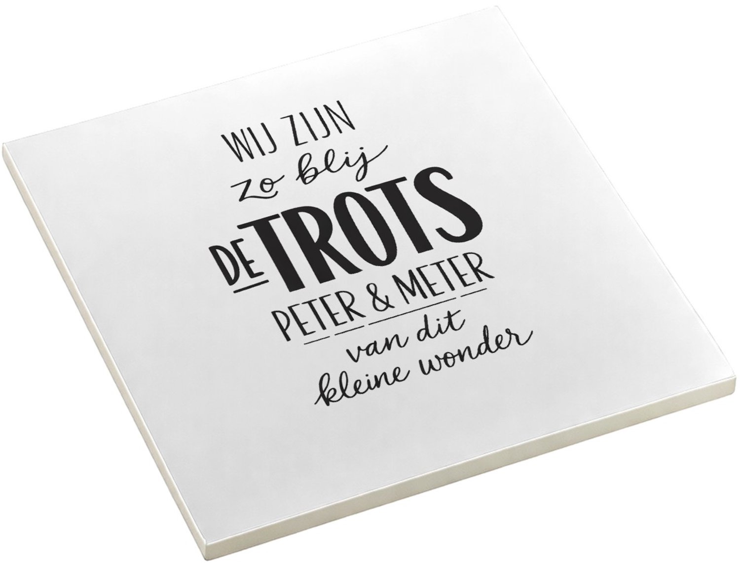 Mr Cadeautjes Decoratie tegel Een minimalistisch babycadeau met speelse typografie en een - 10,8 x 10,8 cm, keramiek - keuken, badkamer, woonkamer | cadeau Wit