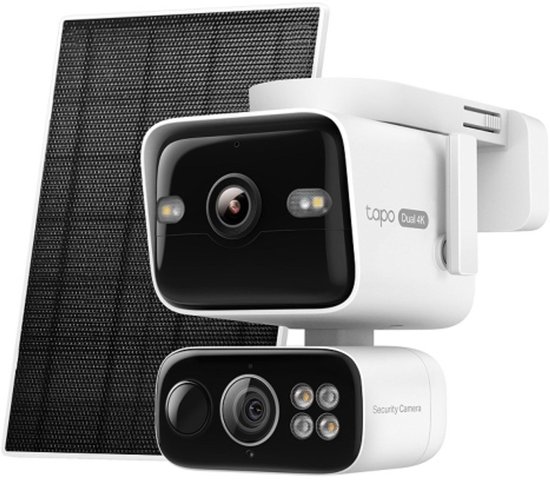 Een witte Tapo Dual 4K beveiligingscamera met zonnepaneel. De camera heeft twee lenzen.