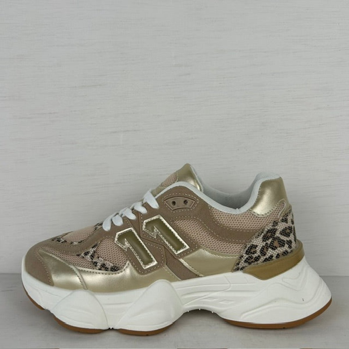 Trendy sneakers met leuk design goud Gold / 38