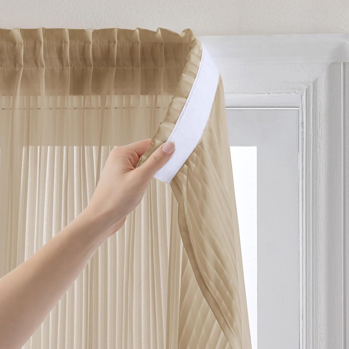 Vitrage, semi-transparant met verticale strepen, ondoorzichtig en lichtfilterend, snelle montage zonder boren, ideaal voor huurders en campers, koffiebruin, 105 x 69 cm (h x b), 1 stuk