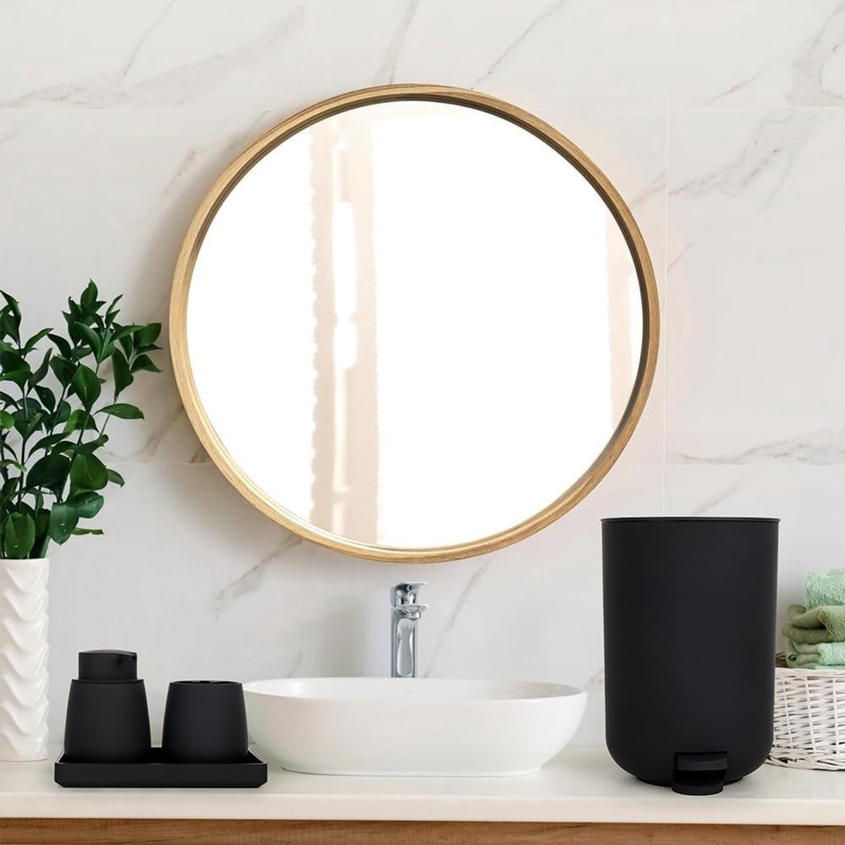 Badkamerset Kleine prullenbak Toiletborstel en houder Tandenborstelhouder, Zeepdispenser Kaptafel (zwart), Zwart