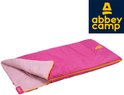 Roze slaapzak van Abbey Camp met lichtroze voering en gele rits.